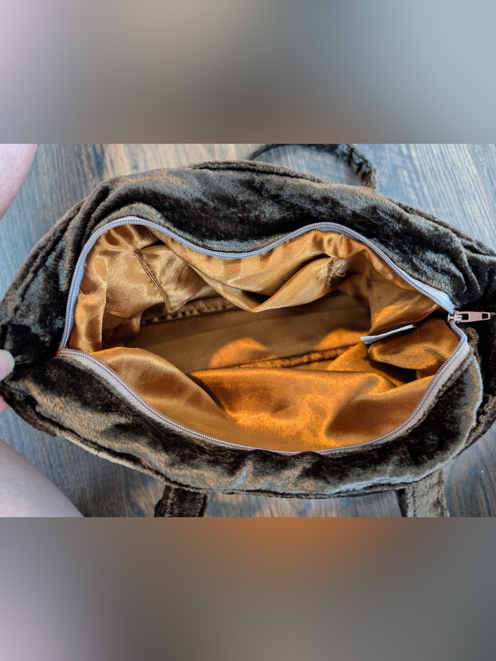 Two’s Company Women’s Purse and Matching Scarf Velvet Satin Brown Neutral Floral - Picture 7 of 15